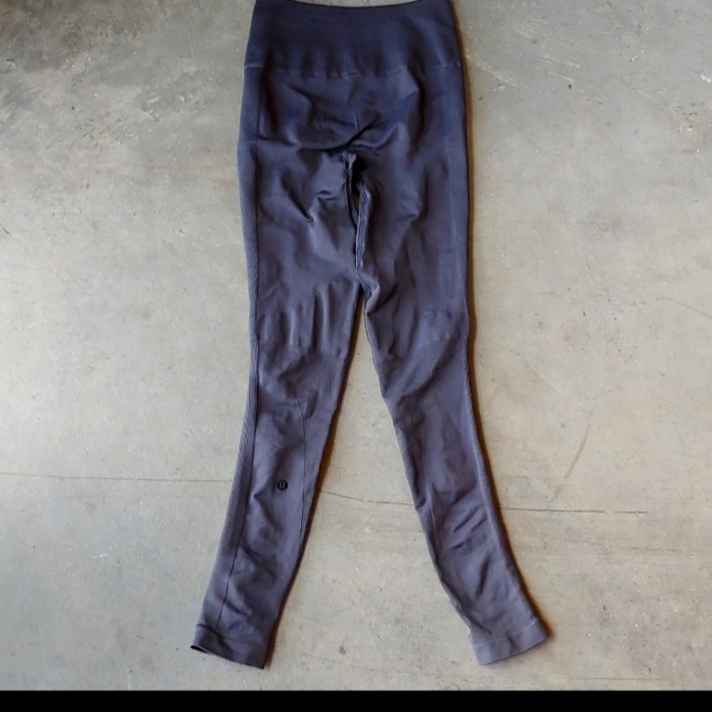 Lululemon Gray Zone In Seamless Tight Leggings 6